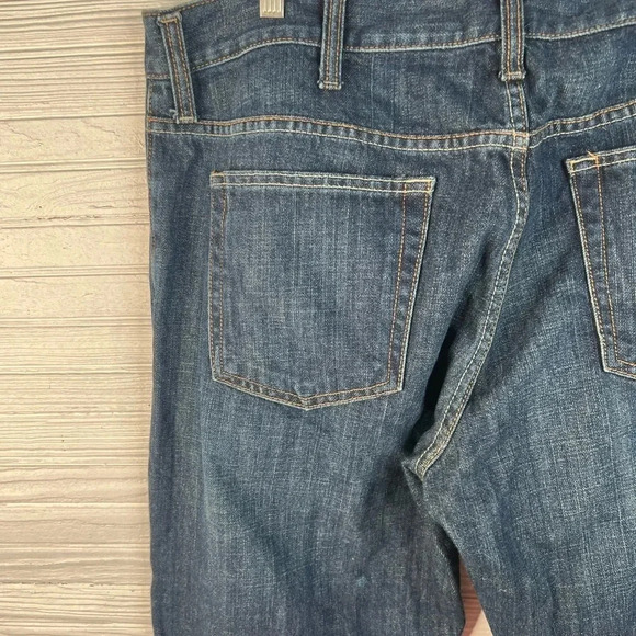 Old Navy The Authentic Straight Leg Jeans Size 38x34 - Picture 11 of 12